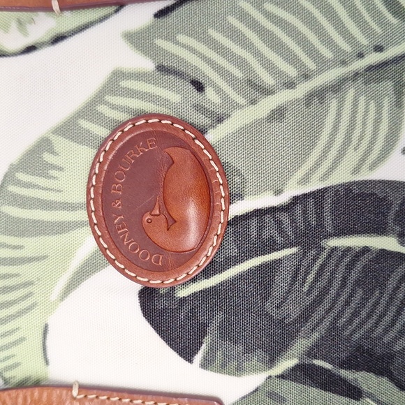 Price final Dooney & Bourke Banana Leaves Domed Satchel EUC - Picture 3 of 13